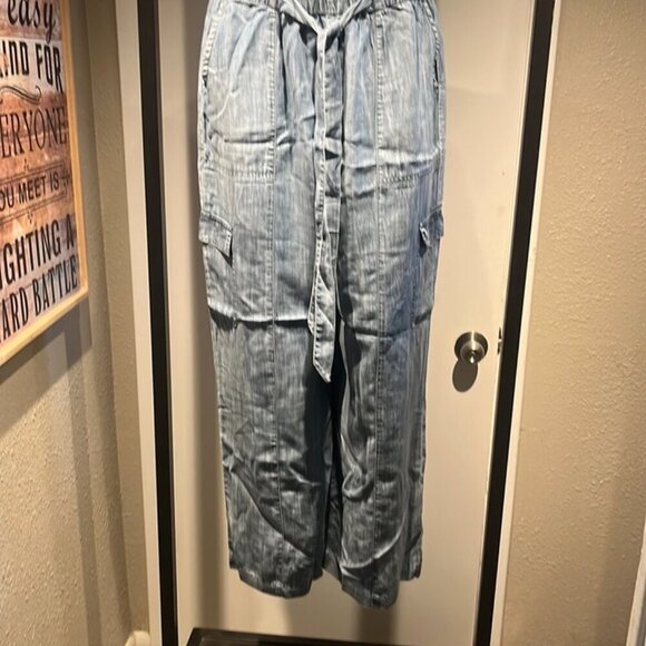 DENIM TENCEL BAGGY CARPENTER PANTS BY KYLA SEO - Picture 12 of 12